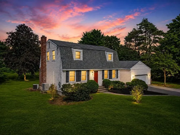 161 Hartwell Ave, Littleton, MA 01460