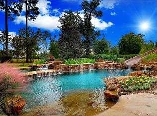 15 E Loftwood Cir, The Woodlands, TX 77382