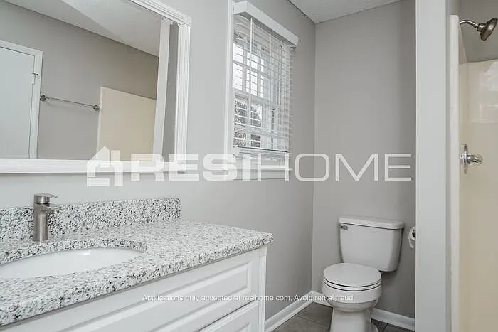 126 Greenwood Cir — Photo 15