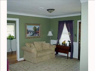 3rd image of 4552 Charleswood Ave