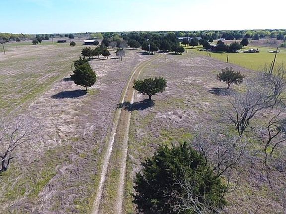 3rd image of 331 SE County Road 3130