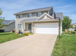 655 SE Wood Creek Dr, Waukee, IA 50263