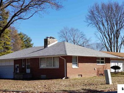 304 Grand Ave, Lincoln, IL, 62656