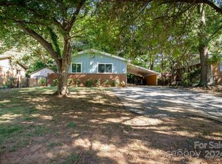 1016 Lewiston Ave, Charlotte, NC 28208