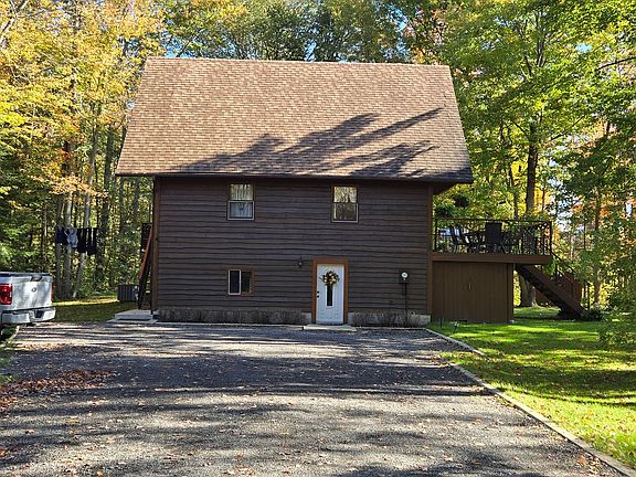 3rd image of 250 River Garden Rd