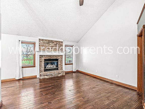 5th image of 3402 Boxwood Dr