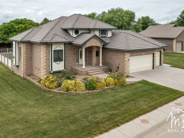 1601 Remington Pl, Garden City, KS 67846