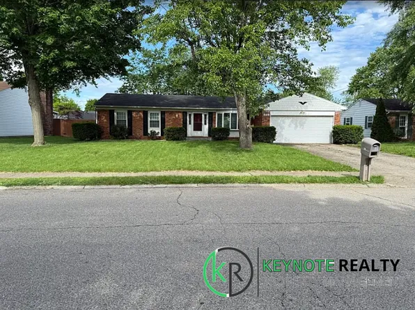 509 Cranewood Dr, Trenton, OH 45067