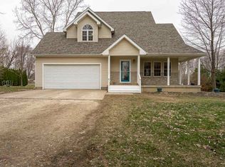 1375 Deer Run Dr, Riverside, IA 52327