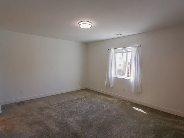 1041 Tiburon Way — Photo 13