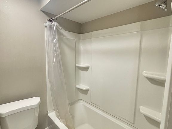4th image of 9 Northwood Dr #9