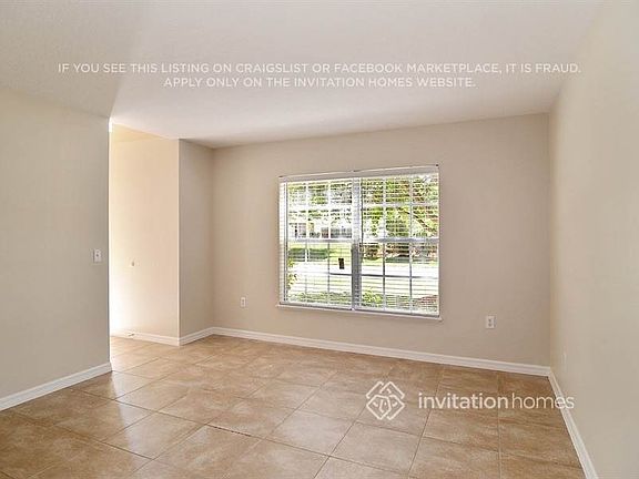 3rd image of 2553 SW Grotto Cir