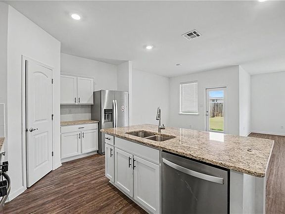 5th image of 5544 Delta Horizon Dr