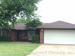 707 Sunnybrook Ln, Enid, OK 73703