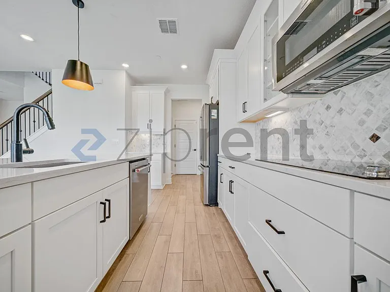 534 Sun Chaser Dr — Photo 5