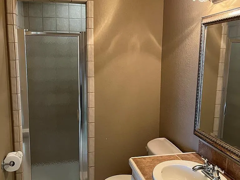 901 Morelos Ave — Photo 18