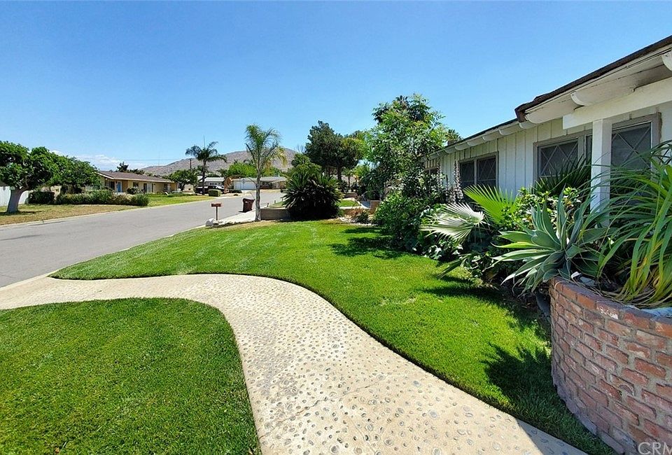 654 Tulare St, Riverside, CA 92507 Zillow