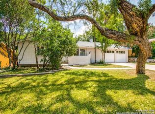 5702 Gillis Dr, San Antonio, TX 78240