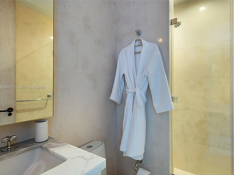 100 S Pointe Dr #3407 — Photo 19