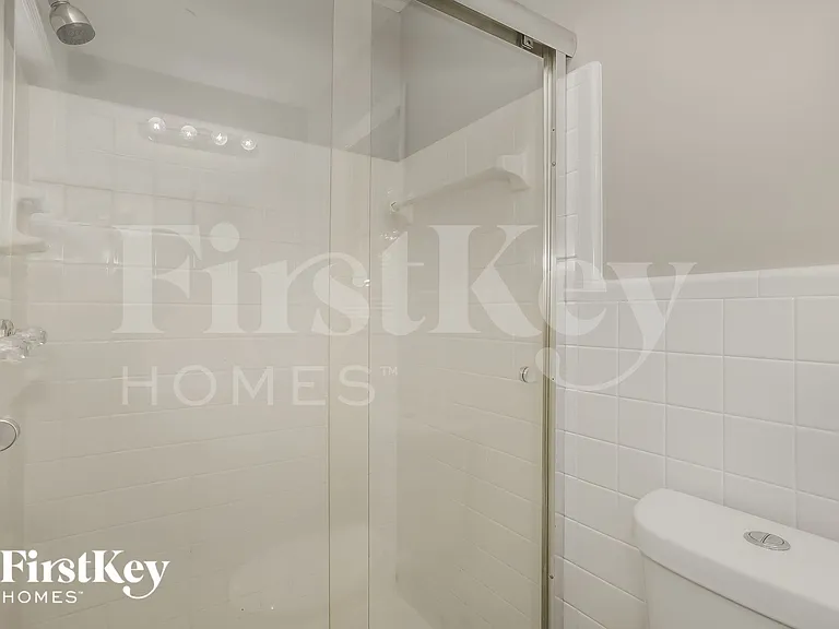 1860 Gherry Dr — Photo 11