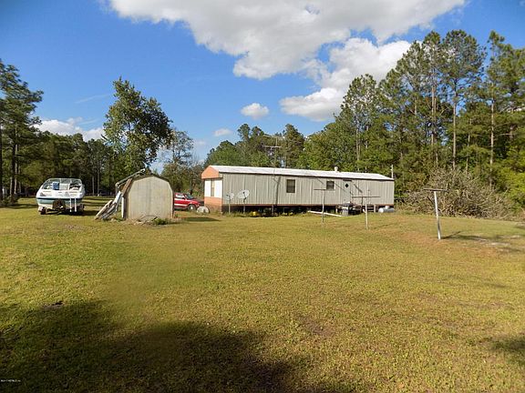 4th image of 6025 Woodard Ln