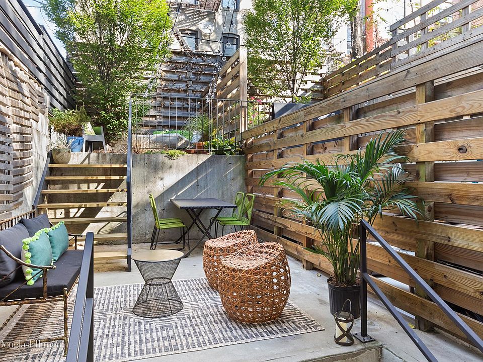 1st image of 133 S 1st St #1R