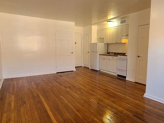 5th image of 84-42 Fleet Ct #12B