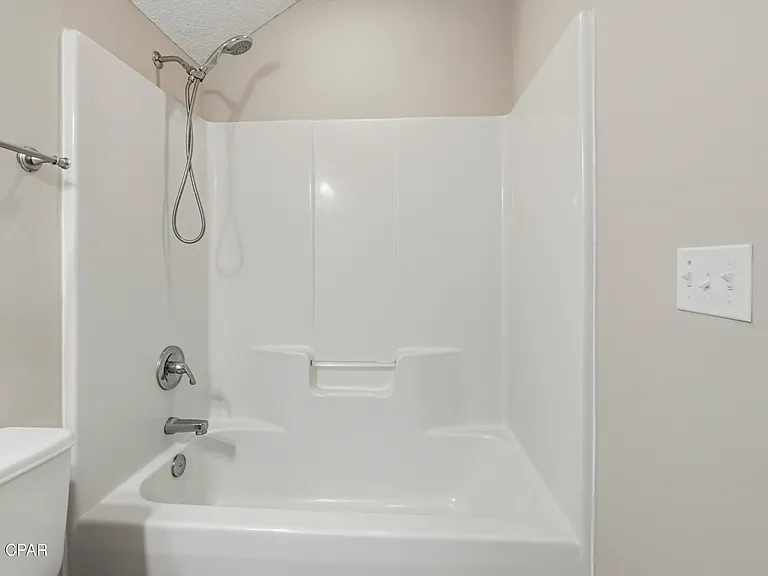 855 Mande Ct — Photo 43