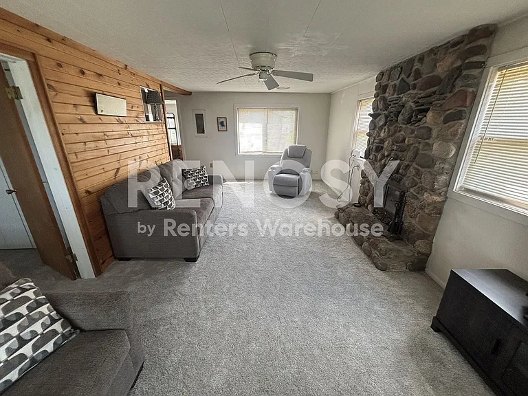 4228 Point Walk — Photo 4
