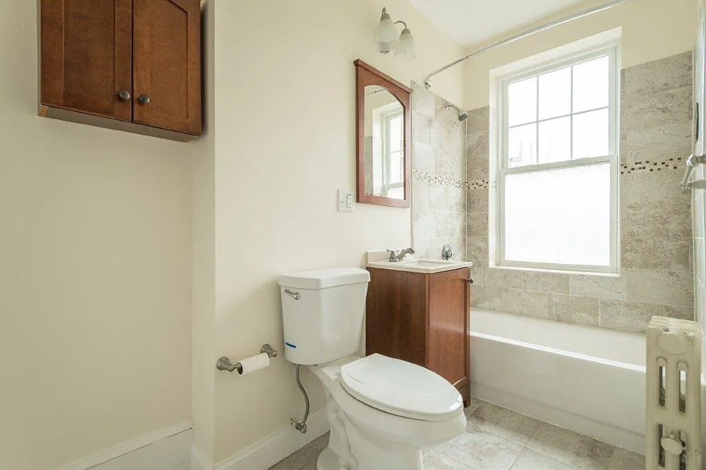 Studio, 1.0 bath, 430 sqft, $2,600 — Photo 3