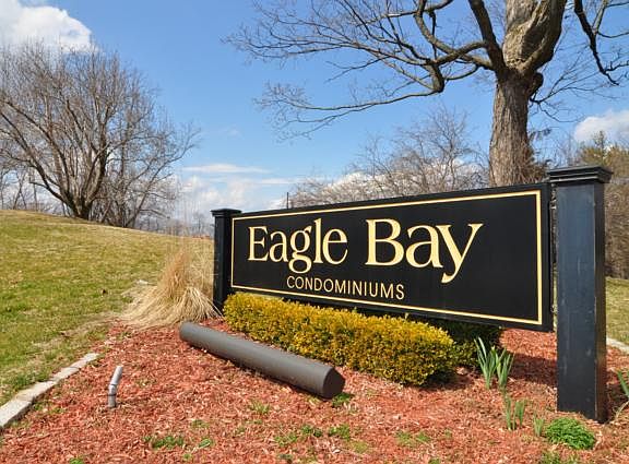 2nd image of 806 Eagle Bay Dr #806