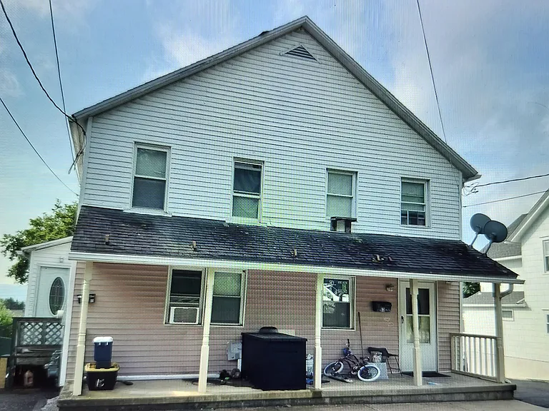 63-65 Pettebone St #2 — Photo 1