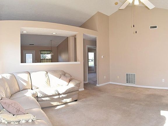 4th image of 7054 Blankenship Ave