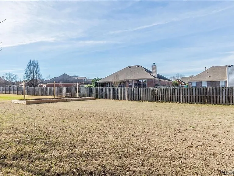 9217 Springwood Ct — Photo 42