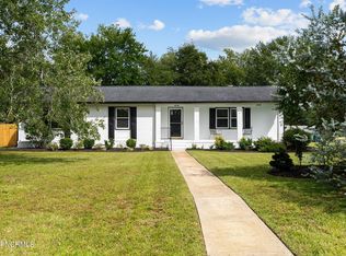 3239 Chalmers Dr, Wilmington, NC 28409