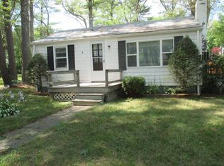 1 Hollis Ave, Lakeville, MA 02347