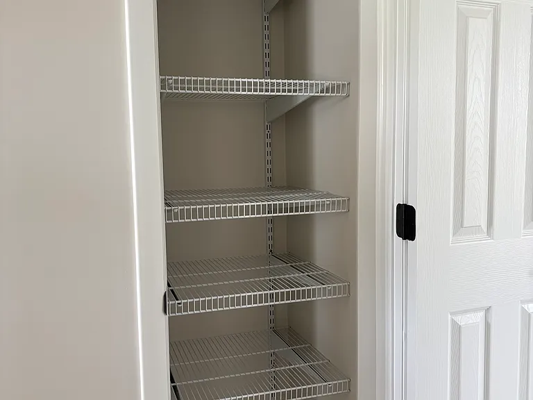 2136 Grace Ave #A — Photo 5