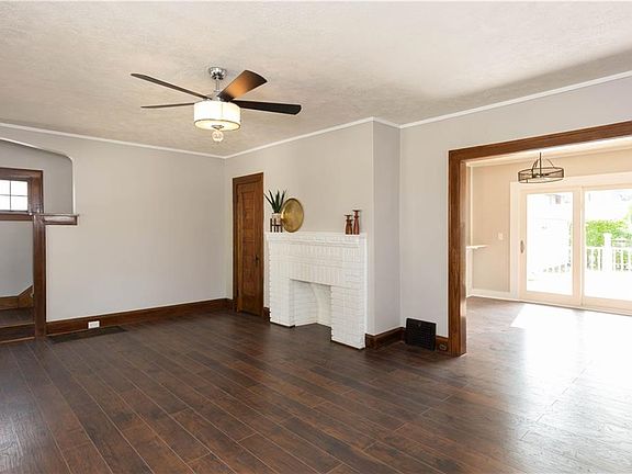 4th image of 2038 Elmwood Ave