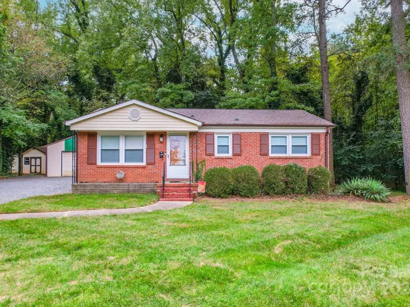 4818 Bethany Pl, Charlotte, NC 28212
