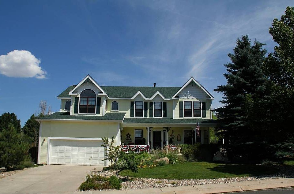 1st image of 3030 Commodore Dr