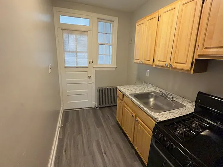 15 Gallatin St NE — Photo 6