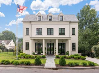 940 Hawbrook Rd, Saint Louis, MO 63122