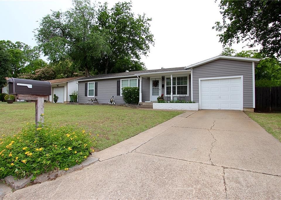 1st image of 553 Norwood Dr