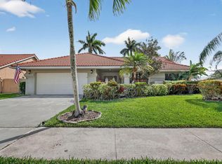 5875 Sun Pointe Circle, Boynton Beach, FL 33437