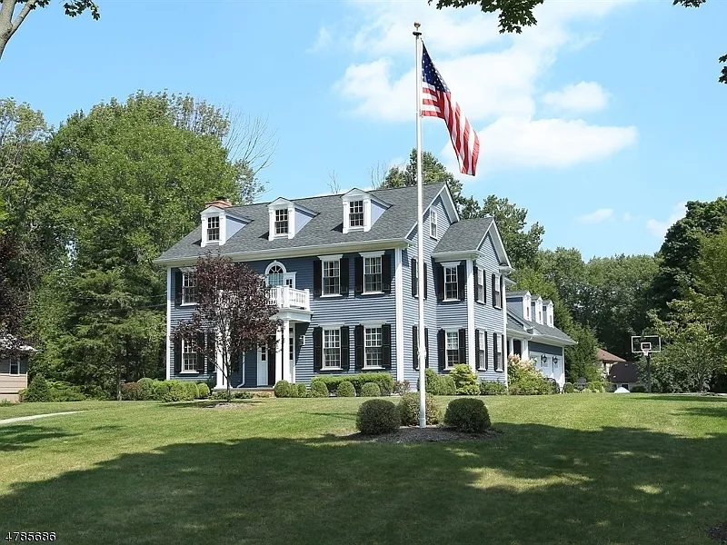58 Frederick Pl photo 1