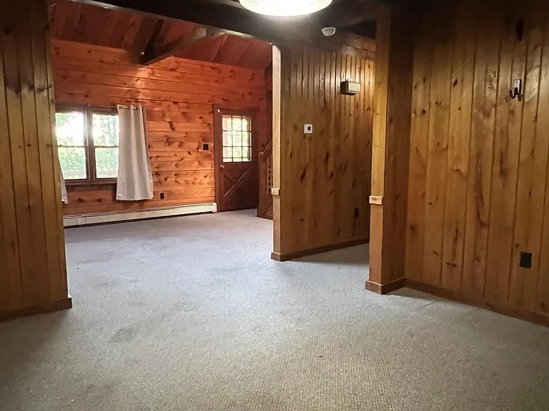 1327 Fairfield Rd — Photo 12