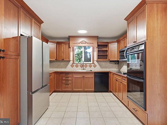 5th image of 12741 Skiway Ave