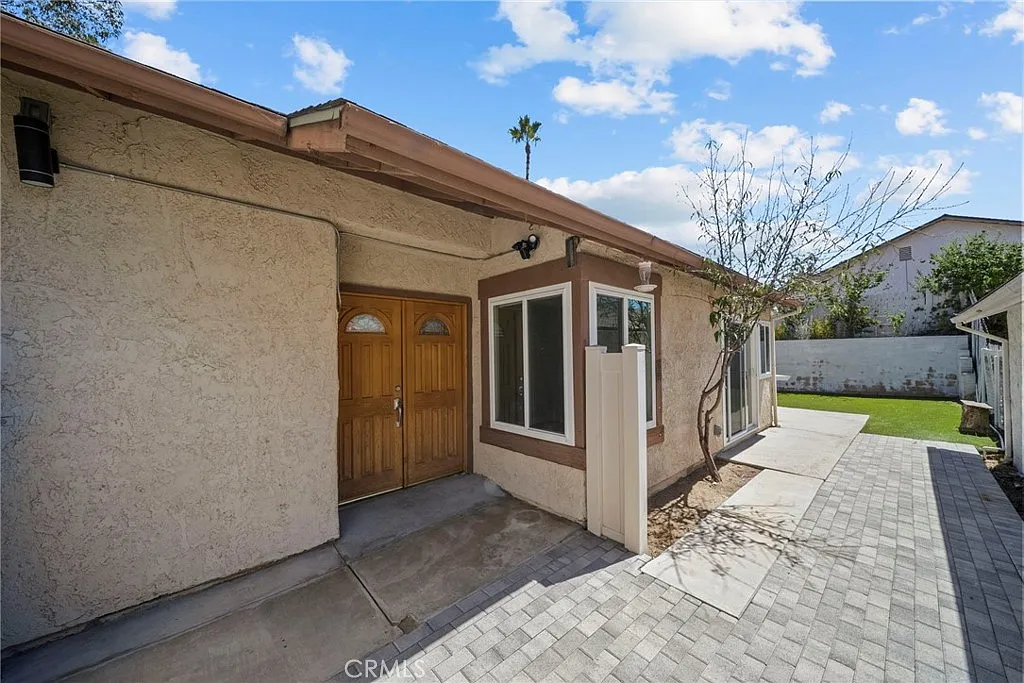 2 bed, 1268 sqft, $3,495 — Photo 2