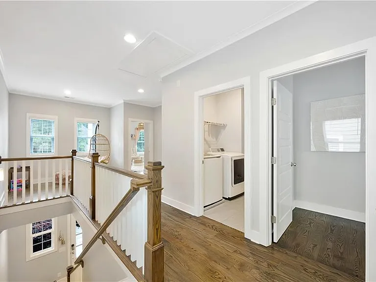 2230 Main St NW — Photo 15