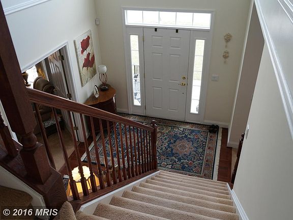 Foyer/Front Door